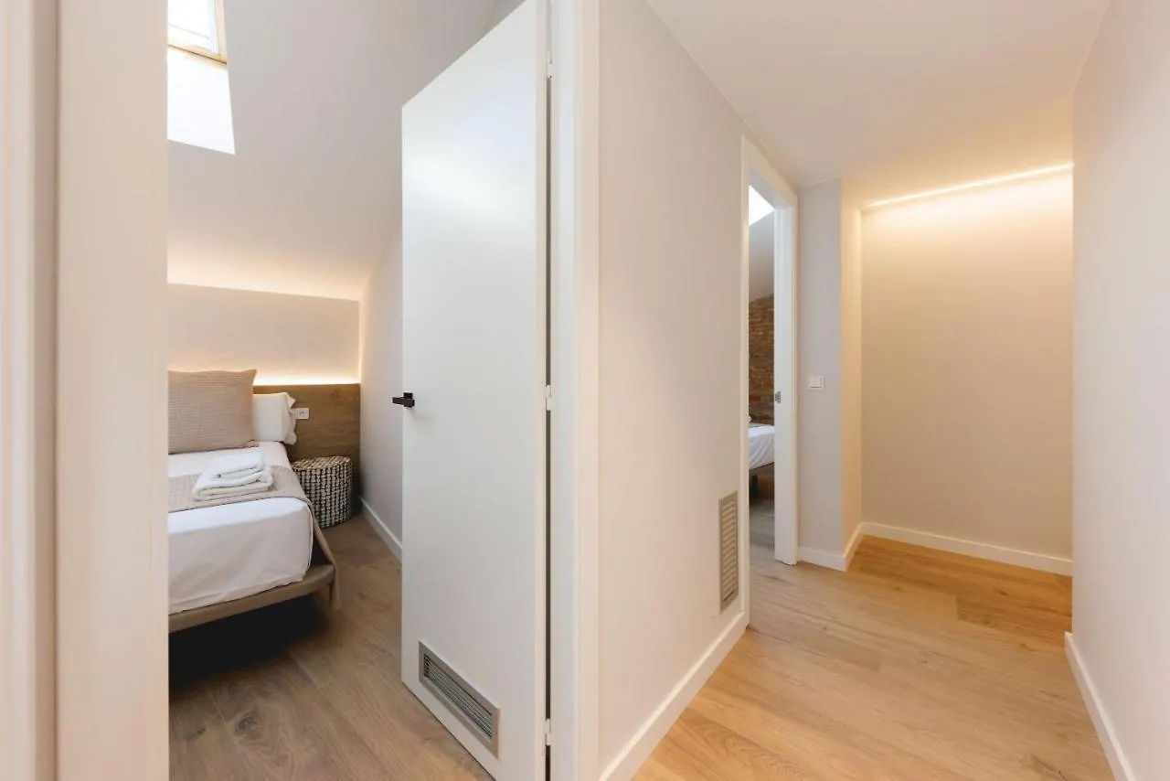 Bravissimo Cort Reial Duplex, Spacious With 3 Bedrooms Жирона Испания