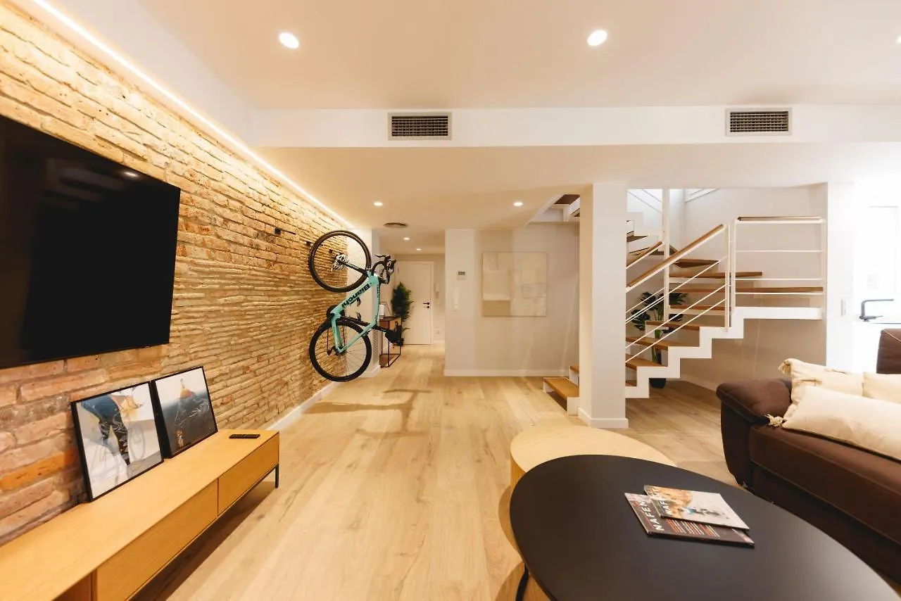 Bravissimo Cort Reial Duplex, Spacious With 3 Bedrooms Жирона 0*,