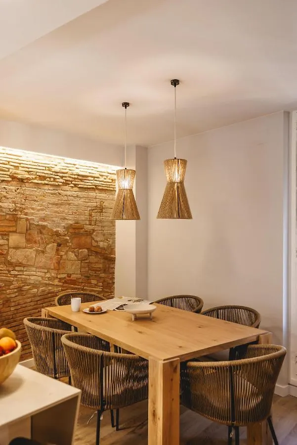 Bravissimo Cort Reial Duplex, Spacious With 3 Bedrooms Girona 0*,  Espanha